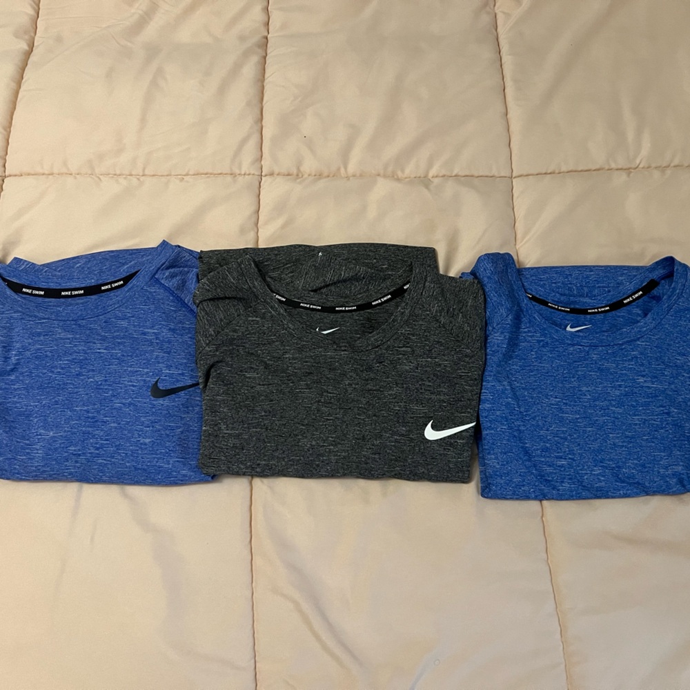Men’s Nike dri fit swim shirt XXL